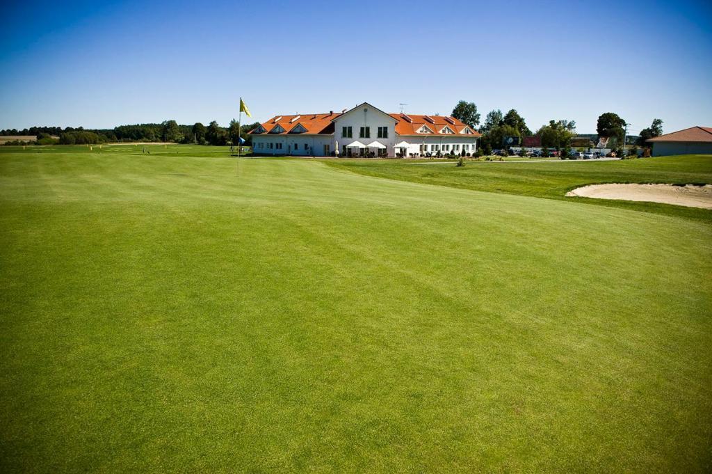 Golf Hotel Lisia Polana Pomocnia Exterior foto